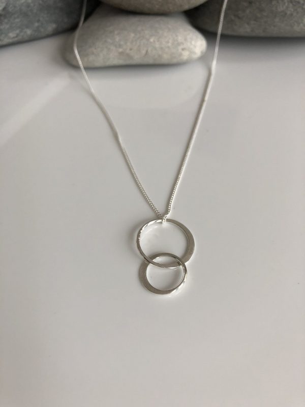 interlocking circle necklace linked circle pendant 5e45ce38 scaled