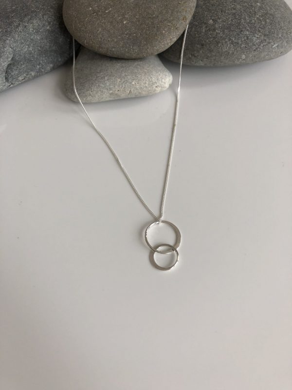 interlocking circle necklace linked circle pendant 5e45ce3f scaled