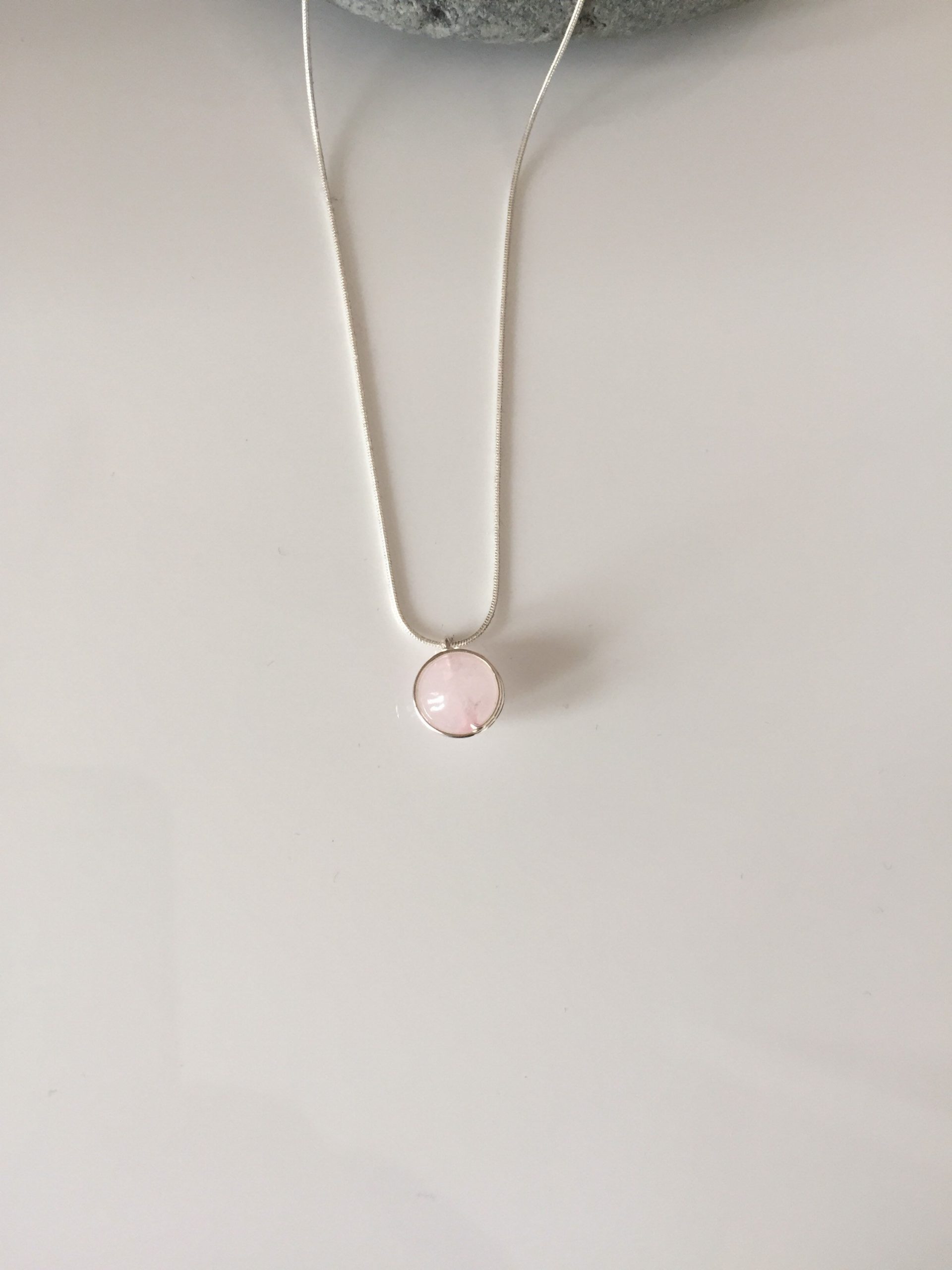 rose quartz necklace 3 5e45a9ef scaled
